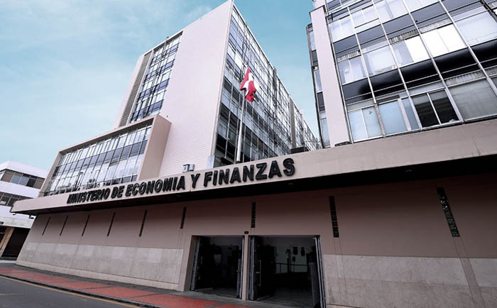 Cinco meses después: MEF transfiere más de S/ 393 millones por canon minero del 2024 a la región Apurímac